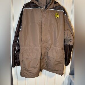 Brown and tan UPS United Parcel Service Wearguard lightweight jacket size xl